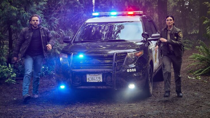 Sheriff Country Gets Early Full Season Pickup as Morena Baccarin Details Crossover Challenges