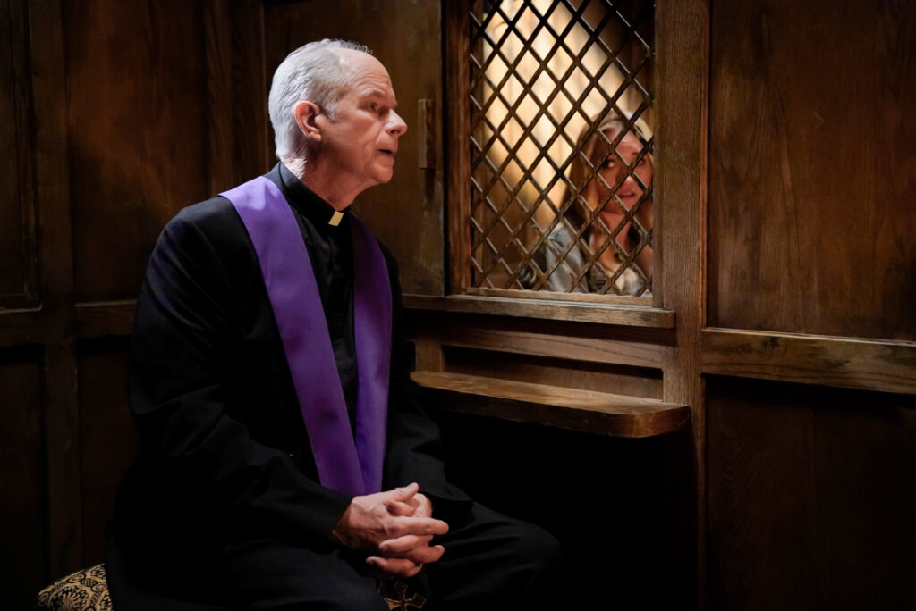 Mandy goes to confession on Georgie and Mandy's First Marriage's Season 1 Finale