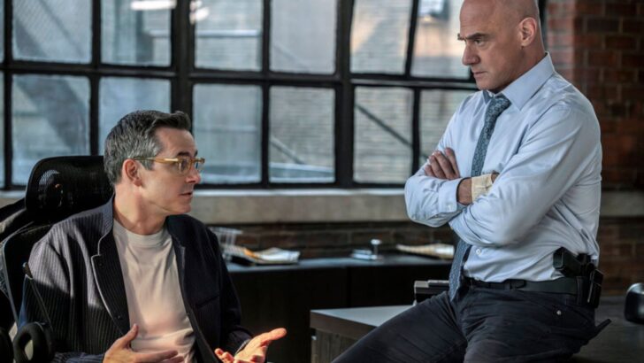 Stabler and Vargas talk on Law & Order: Organized Crime Season 5 Episode 7
