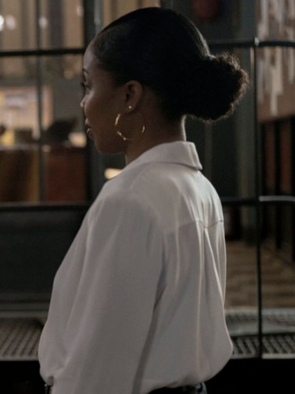 Bell confronts an FBI agent who wants to take her suspect on Law & Order: Organized Crime Season 5 Episode 10
