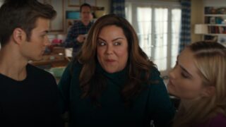 Katie conspires with Trip and Taylor on American Housewife