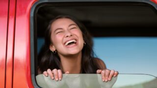 Lola Tung as Belly Conklin in The Summer I Turned Pretty S03E03