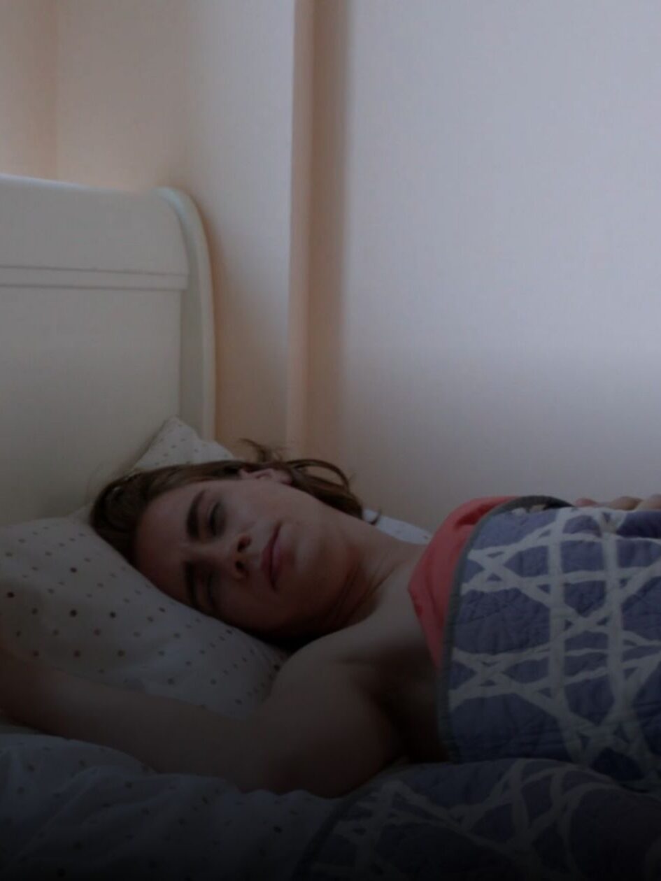 Avery wakes up on Law & Order: SVU Season 17 Episode 3
