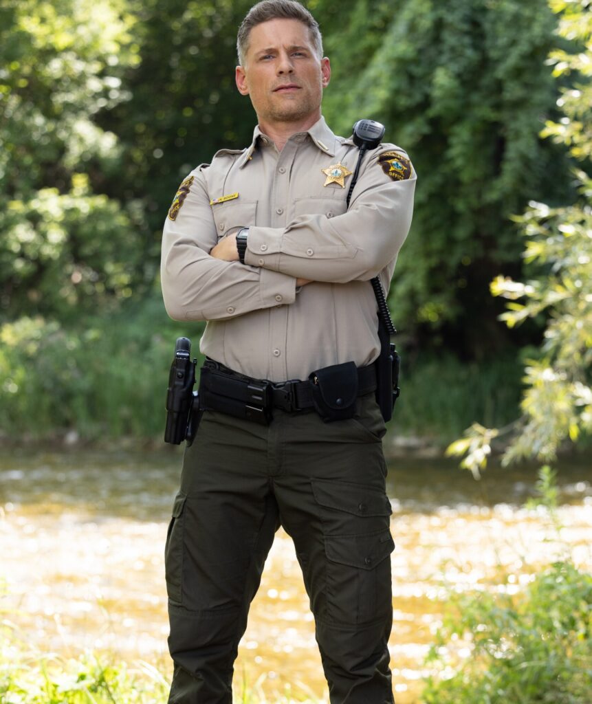 Sheriff Country Delivered a Wild Reveal That Makes No Sense (Yet) Sheriff Country Delivered a Wild Reveal That Makes No Sense (Yet)