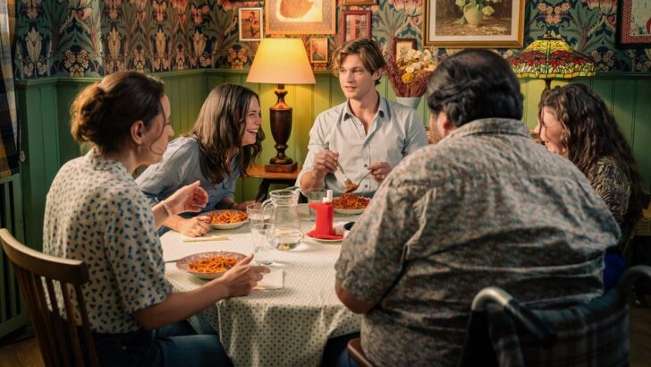 L'épisode 4 de la saison 2 de Maxton Hall apporte les retrouvailles sensuelles et sincères de Ruby et James… mais à un prix