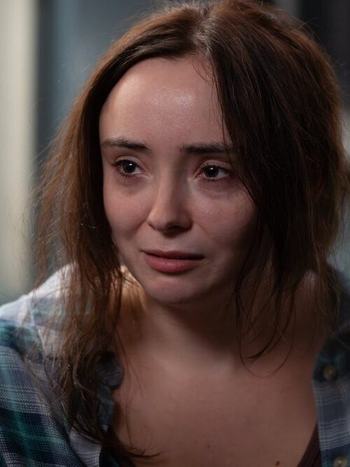 An upset victim on Law & Order: SVU Season 27 Episode 7