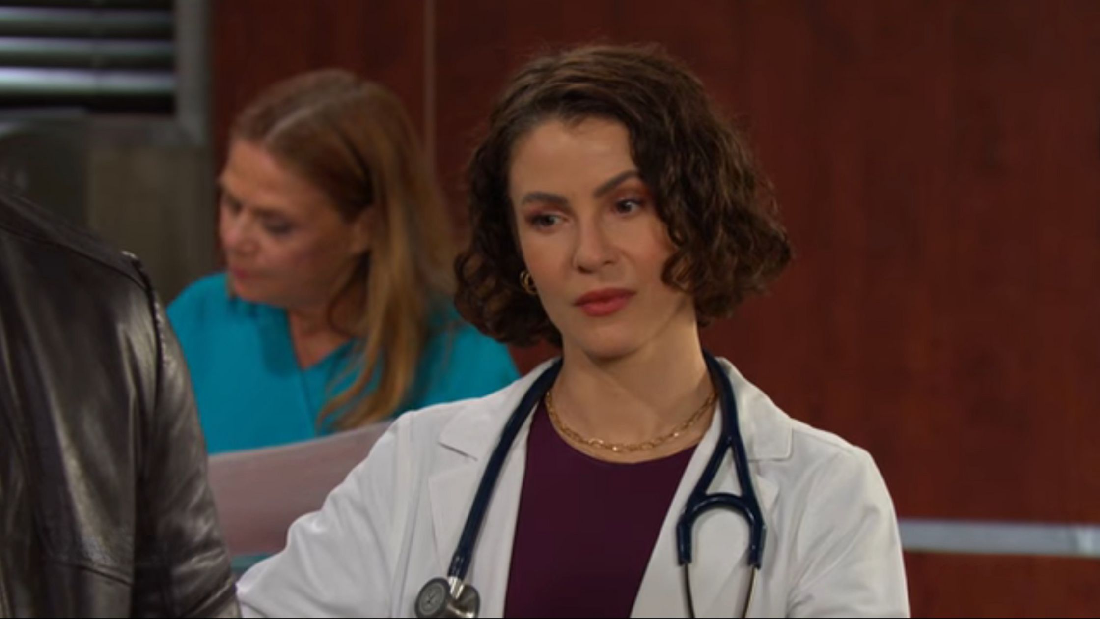 Days of Our Lives Review for the Week of 1-09-23: Some Things Can't Be Fixed - TV Fanatic