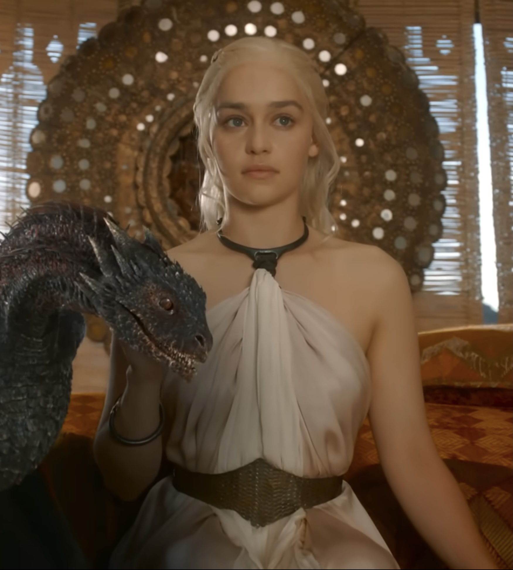 How This Simple Character Swap Solves the Game of Thrones AND House of the Dragon!