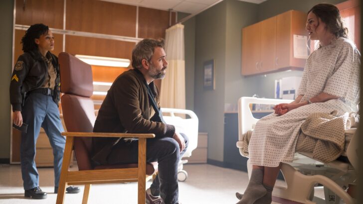 Murder in a Small Town Stagione 2 Episodio 6 ha evidenziato un caso sanguinoso che non è riuscito a connettersi