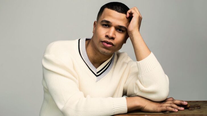 Ian Collins Dishes on Why Hallmark’s Christmas at the Catnip Cafe is PURR-fect Holiday Viewing