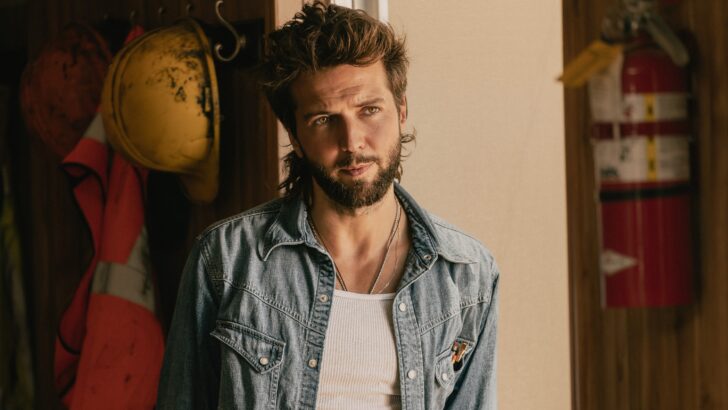 Landman&rsquo;s Guy Burnet on Playing Charlie, Taylor Sheridan&rsquo;s Rule-Breaking World, and Why This Might Be His Favorite Role Yet