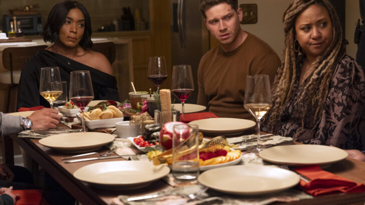 9-1-1 Completely Forgot About One Person Who Checked In on Hen