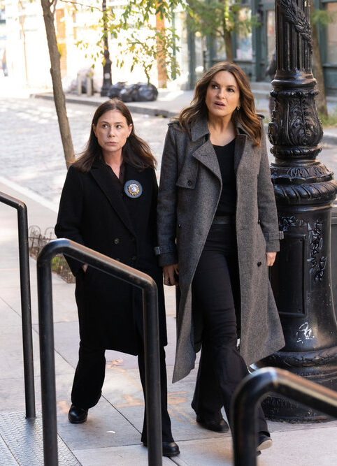 Benson and Brady must work together on the Law & Order/SVU 2026 Crossover