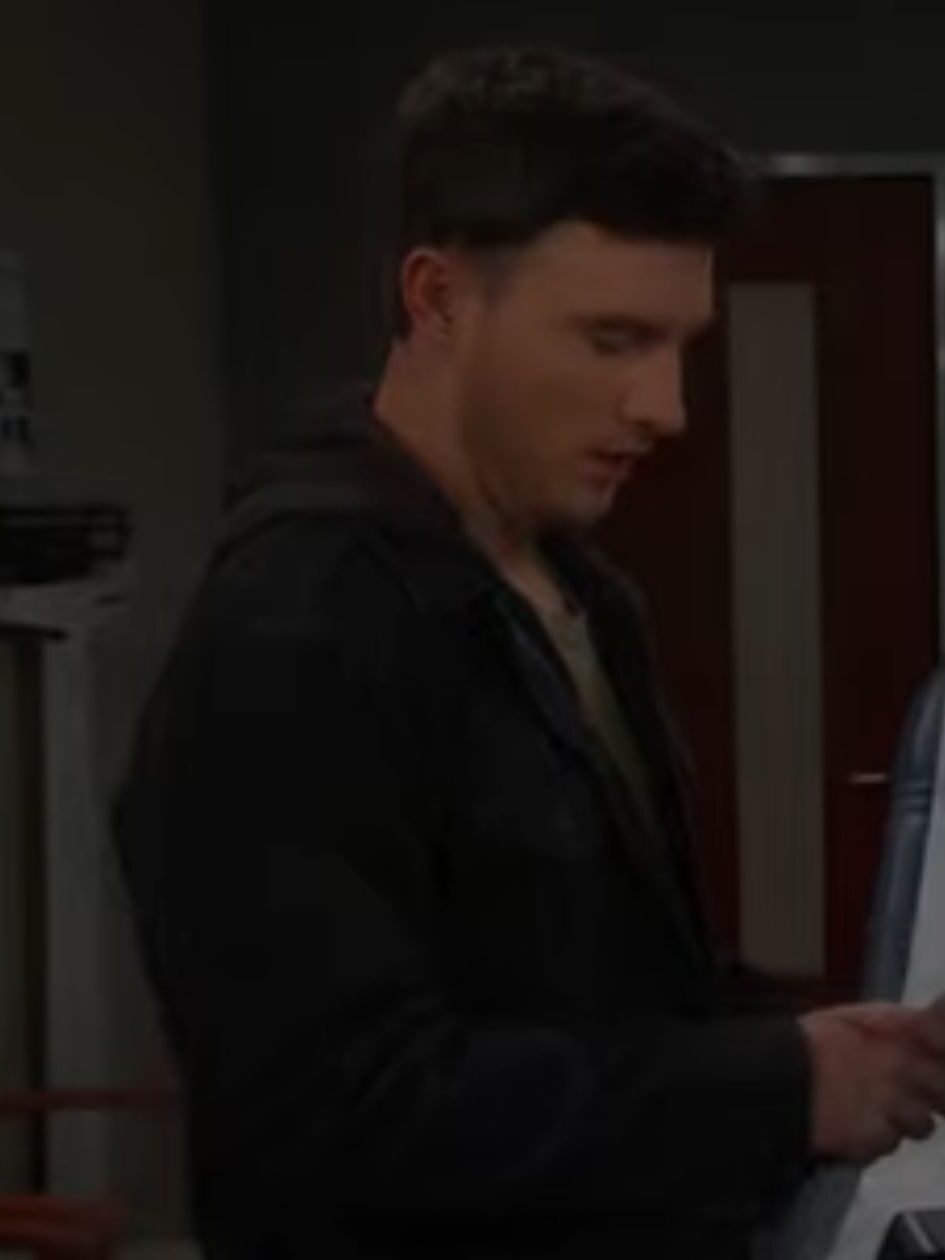 Sarah notices something strange on Liam's hand on Days of Our Lives during the week of 1-12-26