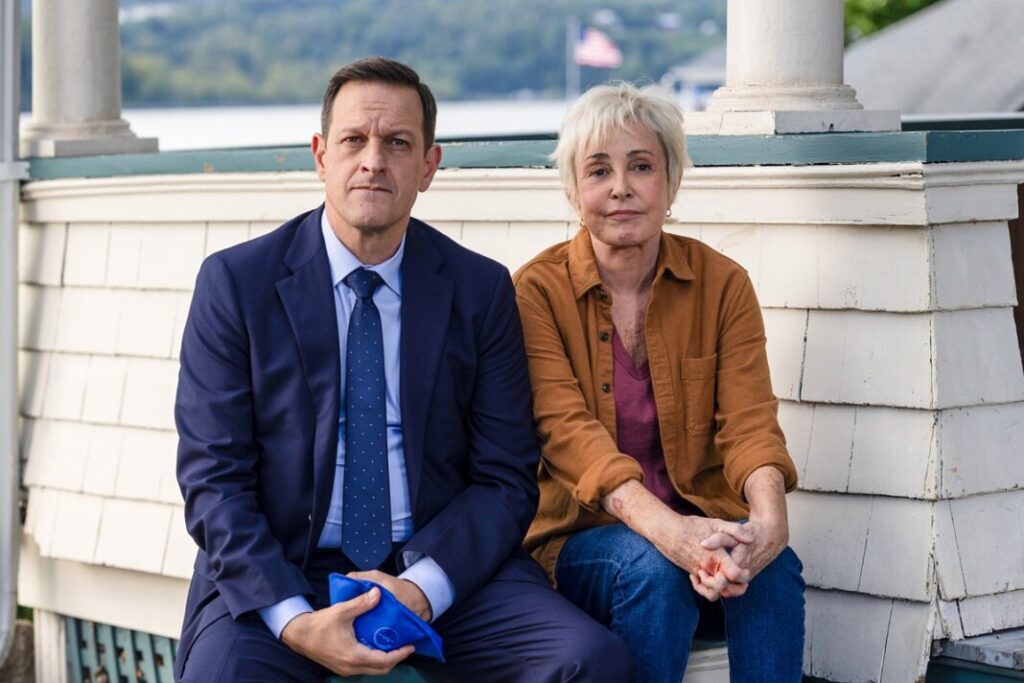 BEST MEDICINE: L-R: Josh Charles and Annie Potts in the 