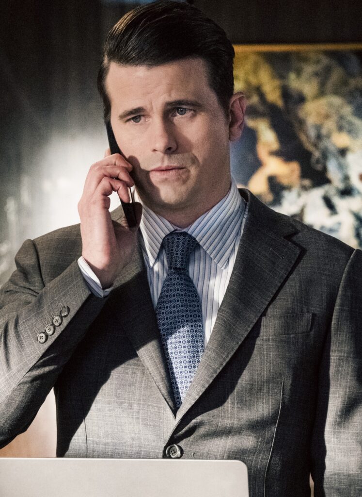 Julian on the phone on Matlock Season 2 Episode 9