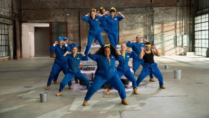 Stumble Sneak Peek Teases How the Cheerleaders Will Raise Money for Daytona