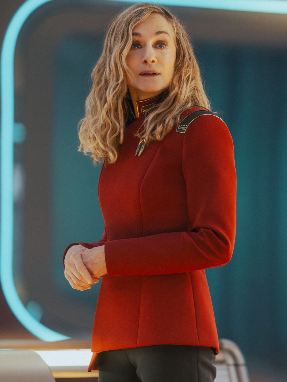 Holly Hunter as Captain Nahla Ake in season 1, episode 6, of Star Trek: Starfleet Academy streaming on Paramount+.