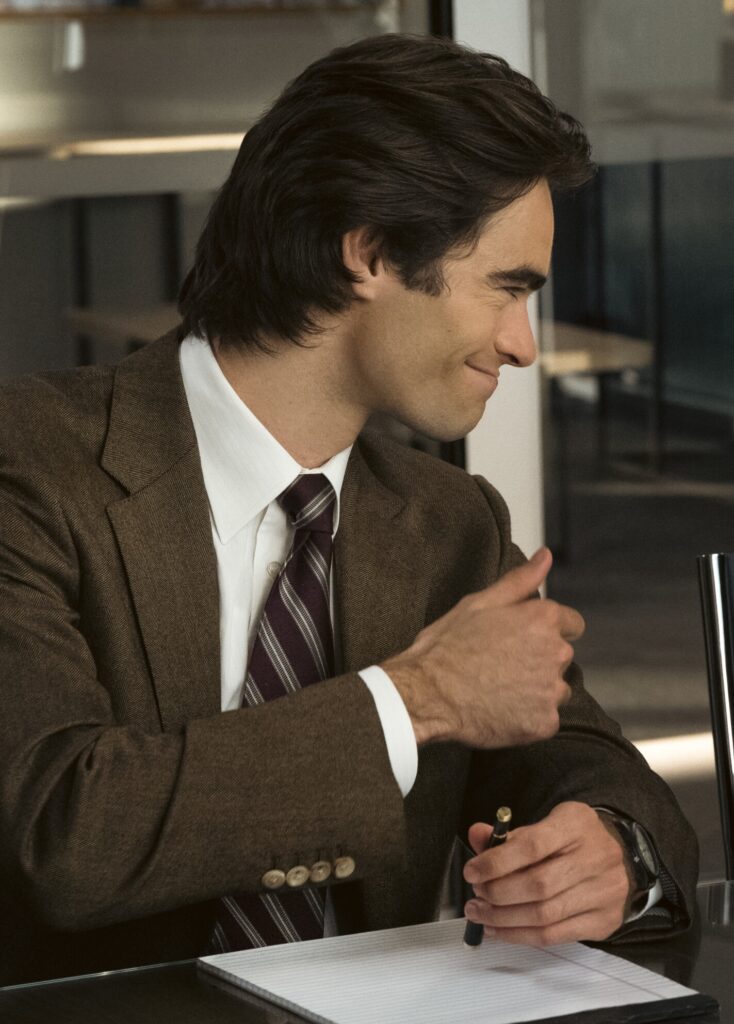 Hunter gives a thumbs up on Matlock Season 2 Episode 10